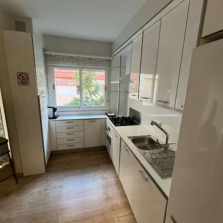 Apartment Salvador Rueda *