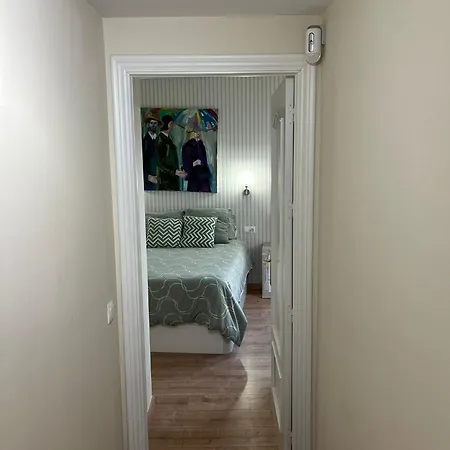 Salvador Rueda Apartment *